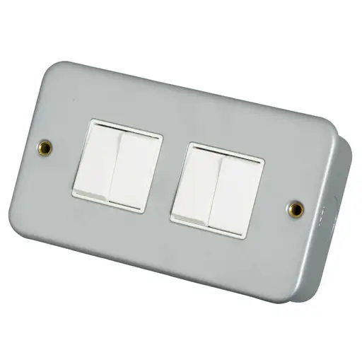 Click 10A 4 Gang 2 Way Light Switch Metal Clad